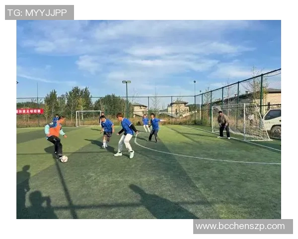 以有爱足球明星为主题展现足球场上的温暖与关怀