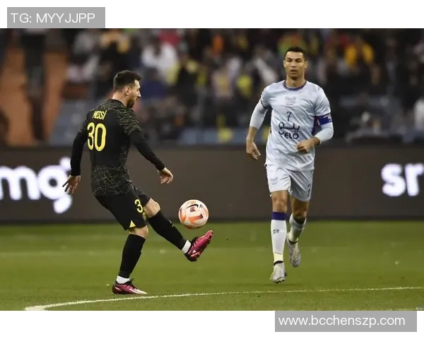 球场传奇别称解读：从梅西小跳蚤到C罗的火箭人称号背后的故事